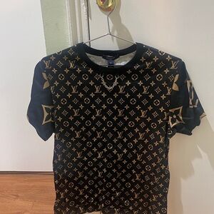 Louis Vuitton woman’s Black and Gold Monogram Tee